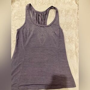 Lululemon tank top purple size 6